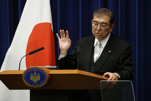 股巢网 日本参议院选举临近，民调显示在野党阵营人气更高